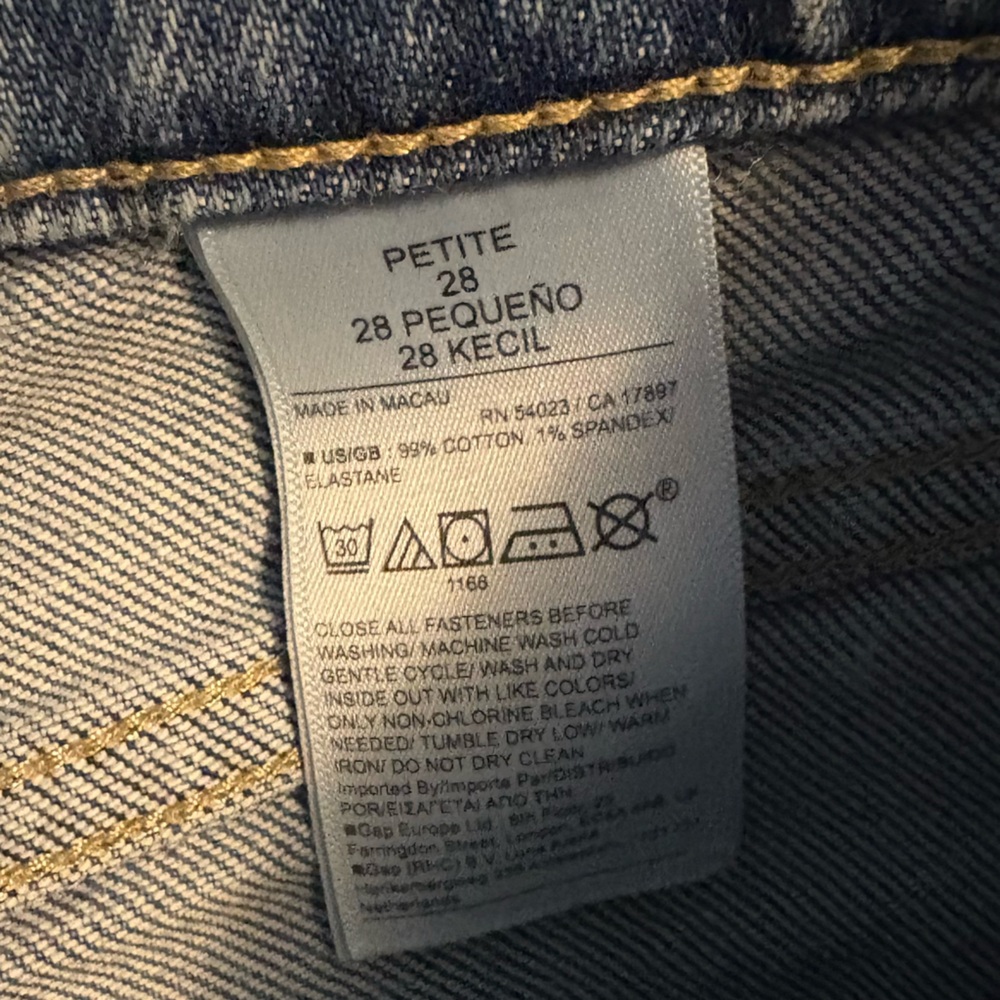 Banana Republic Petite Jeans Size 8P Light Wash Straight Leg - Picture 3 of 9